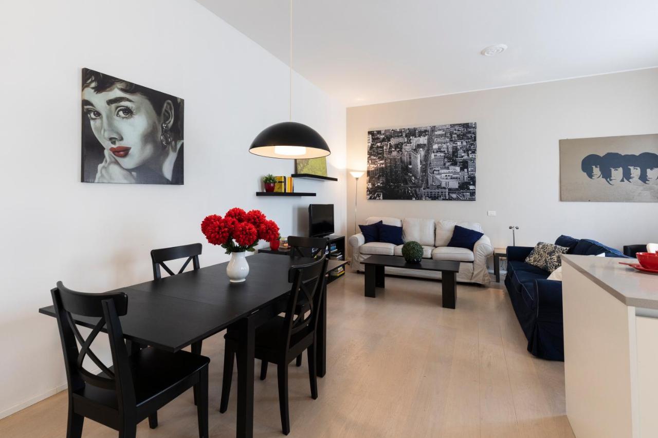 Dream Experience - Garibaldi Appartement Milaan Buitenkant foto